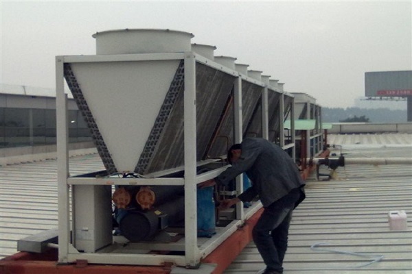 夏季為什么要做中央空調(diào)保養(yǎng)？【安迅暖通】